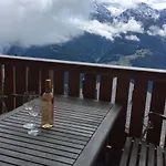 Hirschfluh Duplex شقة *